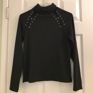 NWOT LF turtleneck